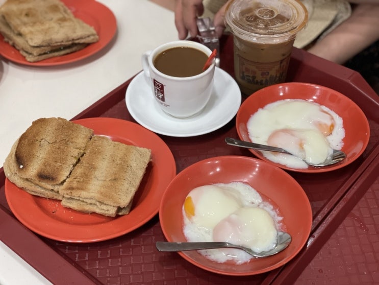 싱가포르 유니버셜스튜디오 아침 식사는 비보시티맛집 야쿤카야토스트