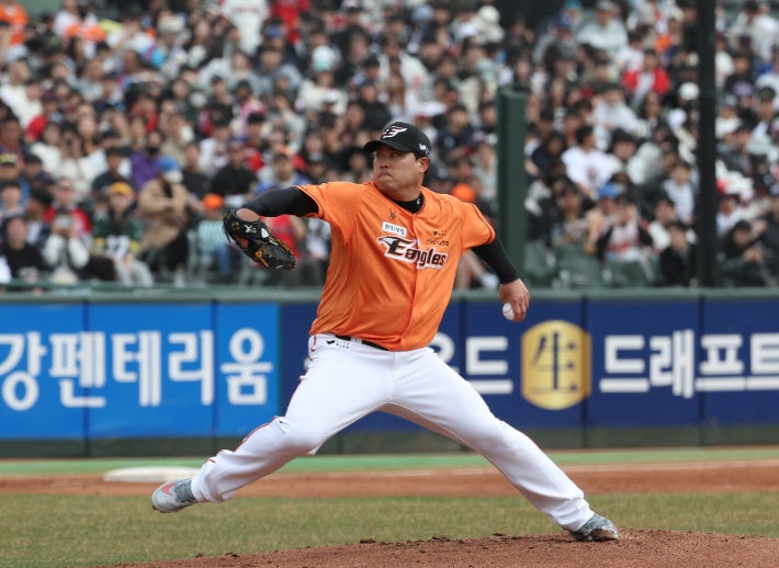 KBO <b>프로야구 개막전</b> 선발... 복귀한 류현진 한화 개막전 등판