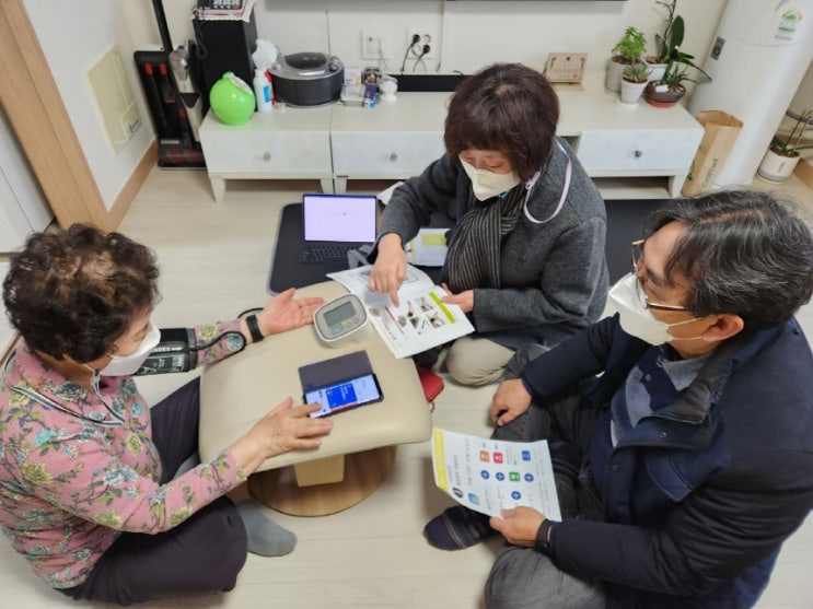 노인에게 충분한 식사·방문서비스 확대 노인에게 충분한 식사·방문서비스 확대