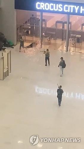 러시아에선 왜 극장이나 공연장에서 잦은 총격사건이나 <b>테러</b>가... 