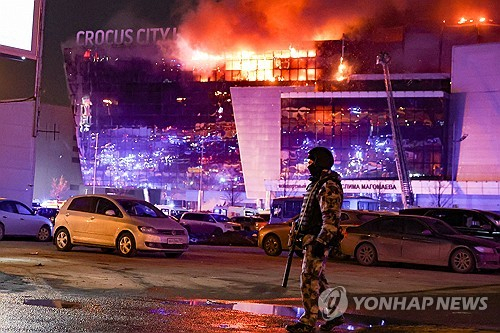 <b>모스크바</b> 총격 테러로 최소 40명 사망…이슬람 무장세력 IS... 