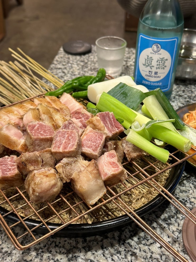  [서울/구의] 짚불향 가득한 삼겹살 맛집 구의농원 (feat. 고추장찌개)