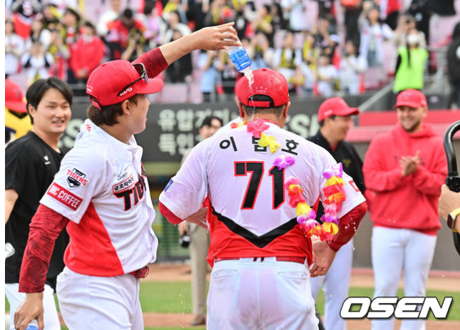 <b>KIA</b>타이거즈 2024프로야구 개막전 7년만의 <b>승리</b> - <b>이범호</b>감독... 