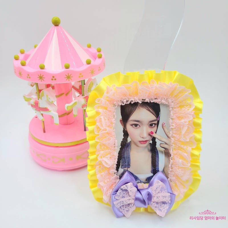 How to Decorate an IVE Leeseo Photocard Toploader