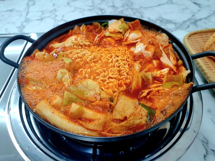  떡볶이 처돌이의 별내 보름달 떡볶이 방문!