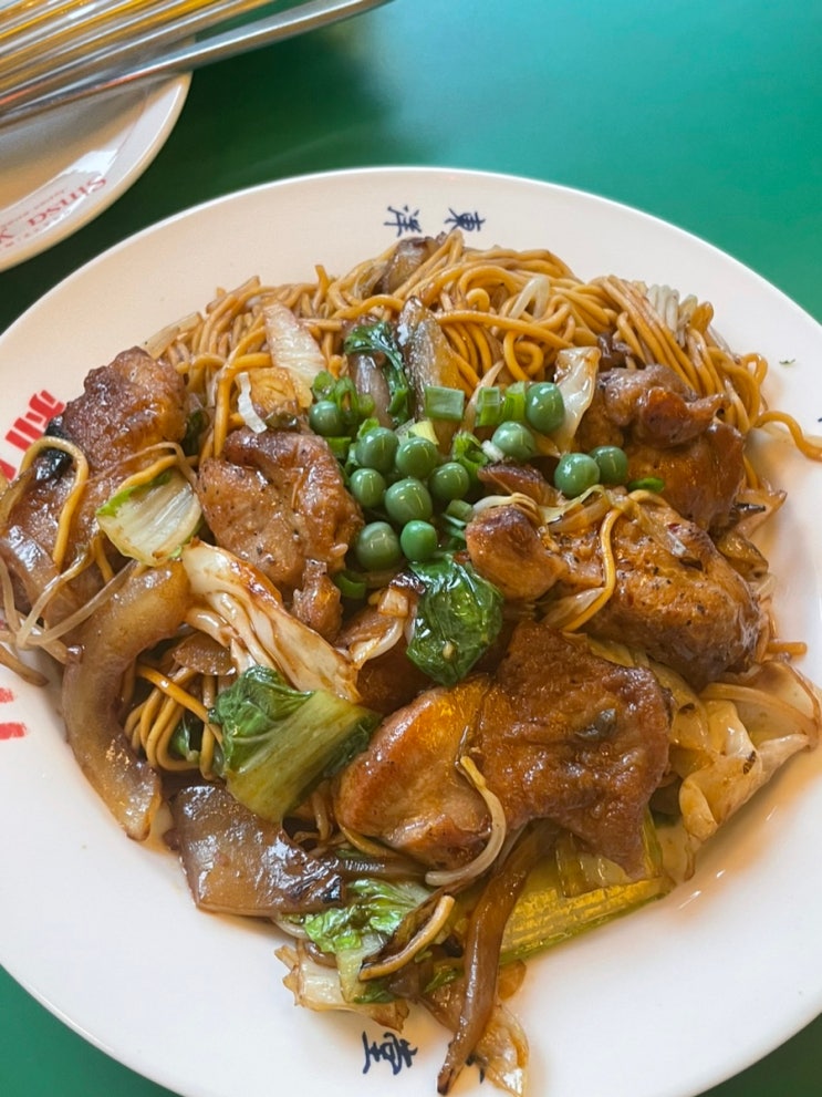  [신사맛집] 신사 가로수길 퓨전레스토랑 육구공 차오멘,고추유린기 맛집!!