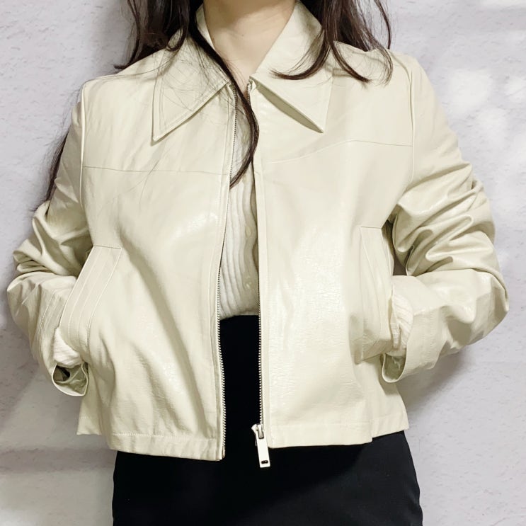  시야주 크롭 레더 자켓_Fake Leather Crop JK 크림색 후기