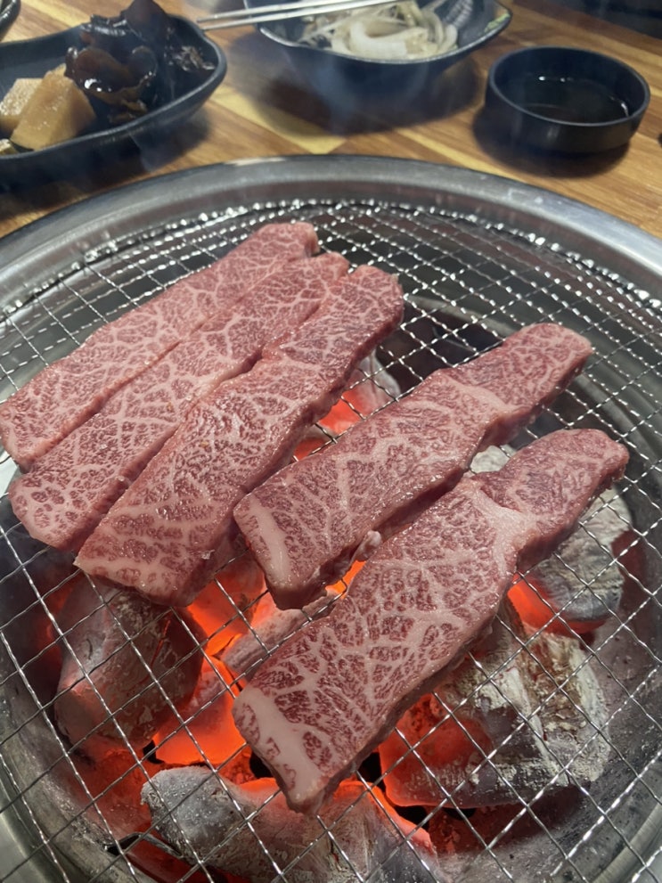  어릴 때부터 다닌 철마 한우 소고기 맛집 석곡산장 후기