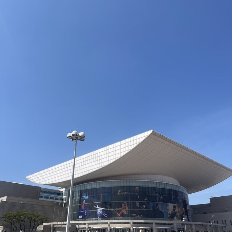 <b>동방신기</b> 시아준수(<b>김준수</b>)가 나오는 뮤지컬 드라큘라... 