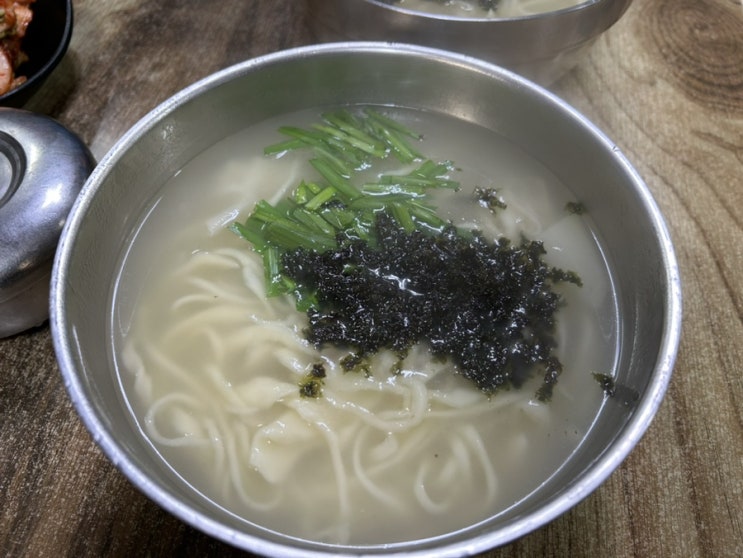  금남시장맛집 트와이스지효나혼산 금남시장칼국수, 보쌈