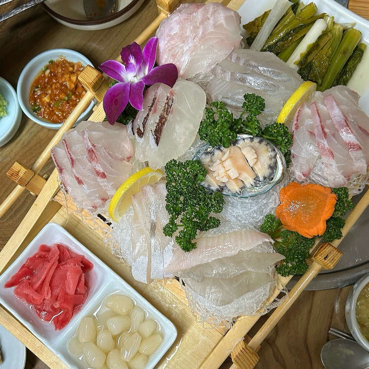  인계동 횟집 맛집, 스끼다시 10종 넘는 바다예찬