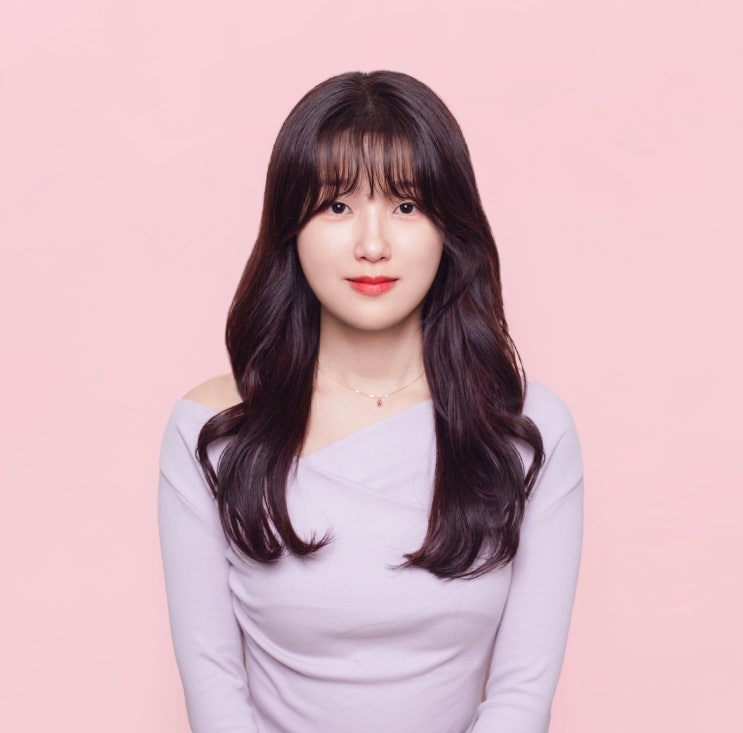  퍼스널 컬러에 맞게 1:1 보정해주는 홍대 증명사진 '포토위크'
