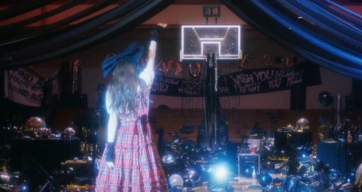  #106 발견한 음악ㅣ레드벨벳 웬디(WENDY), 위시 유 헬(Wish You Hell) 가사 / 해석 "살짝 아쉬운 뭰디의 변신 - Like Water와 상반된"