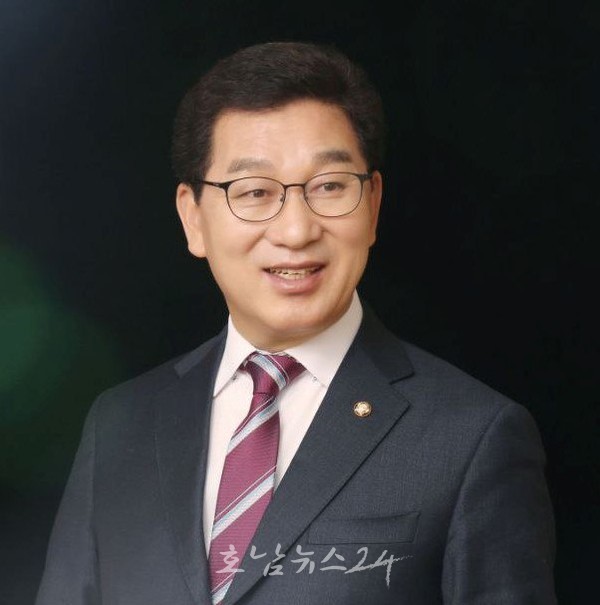  신정훈 의원, 사과·배값 폭등과 대파값 망언은 윤석열 정부 무능과 농정 실패가 빚어낸 참사다!