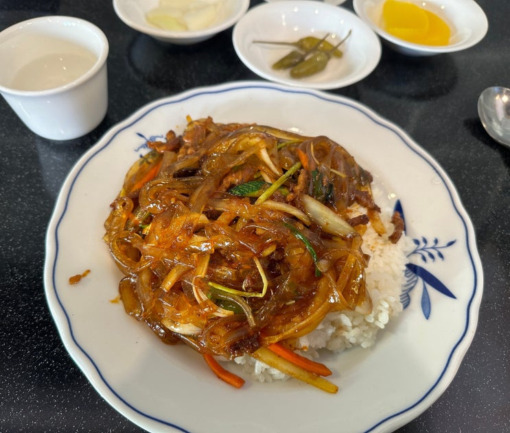  강남에서 혼밥하기 좋은 중식 맛집 짜오 잡채밥 추천