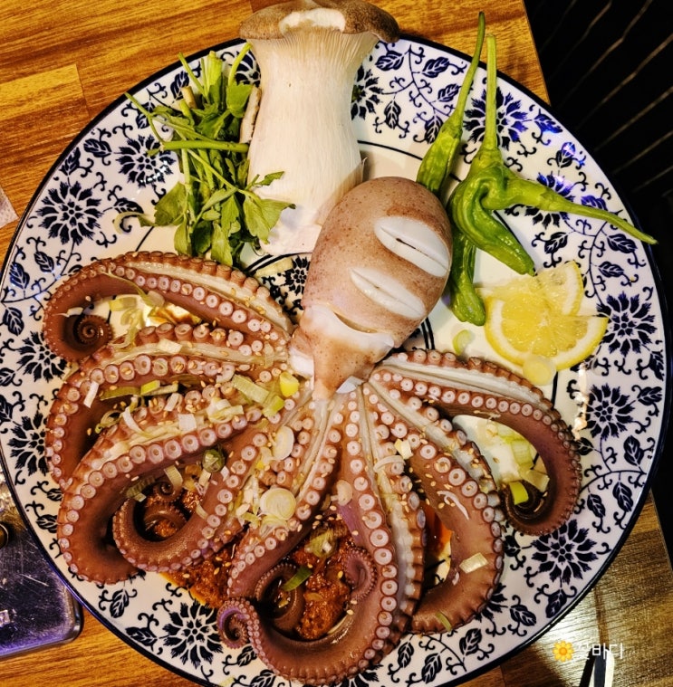  서면 해산물 문어숙회 맛집 서면통설레임