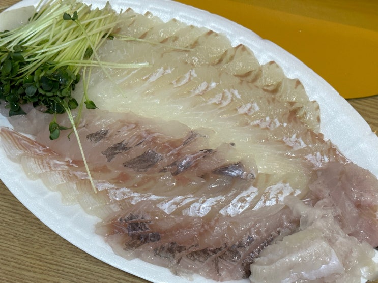  강릉중앙시장회센터 유성상회 할인 방법 및 구성 가격 맛 주차