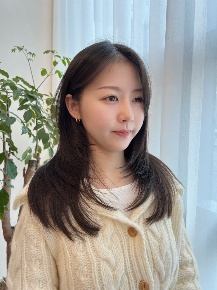  영천동 미용실에서 슬릭컷&시스루컷으로 새로운 스타일 찾아보세요!