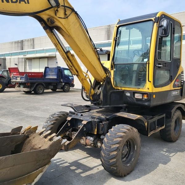 현대 R555W 2006년식 3600만원 판매합니다. 현대 R555W 2006년식 3600만원 판매합니다.