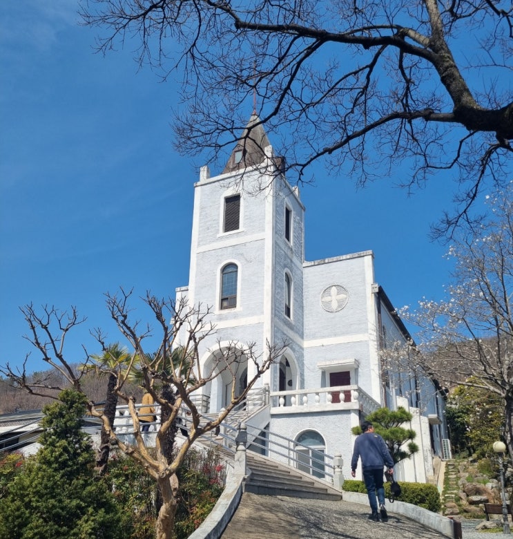  진주 최초의 한옥성당 문산성당 드라마 더킹 촬영지 진주 가볼만한곳