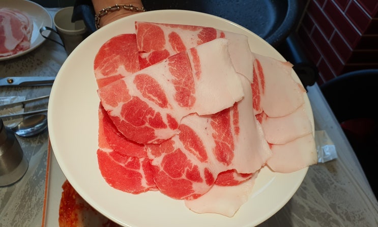  육대빵 남천동본점 방문 솔직 후기(주말 캐치테이블 예약 대기 시간 및 예약 꿀팁)