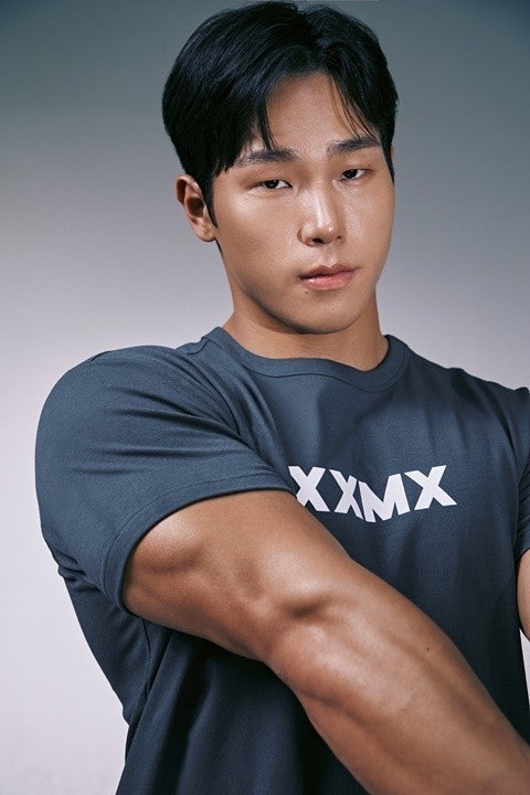 트와이스 지효, 아이언맨 윤성빈 열애설 보도 : 윤성빈, 지효 프로필