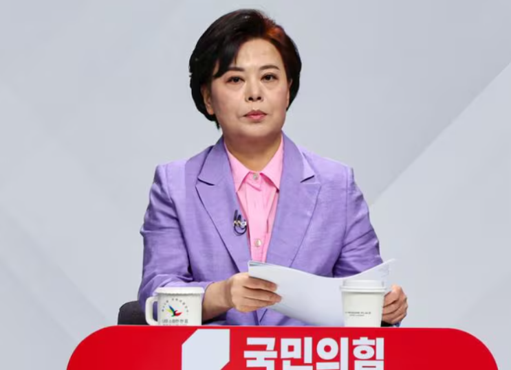 <b>윤희숙</b>, <b>이재명</b> ‘25만원 지원금’에 “돈 풀어 인플레 잡자는... 