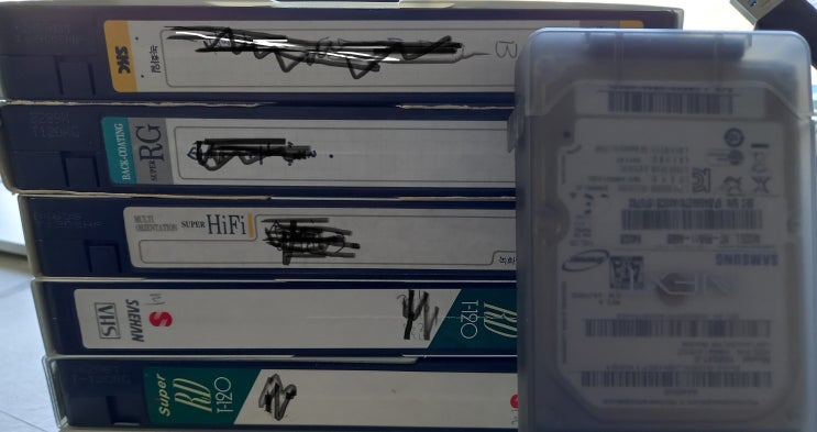  추억의 비디오 VHS 테이프 디지털 변환 해드립니다. 세월이 지나 잊고 지내던 좋은 추억을 기억하세요.