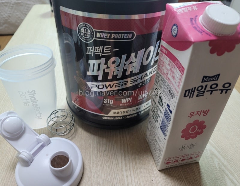 [운동식품] 김종국 프로틴 초코맛 퍼펙트파워쉐이크 맛있어요!