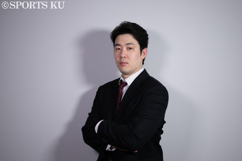 고려대 아이스하키부, 김우영 신임 감독 선임