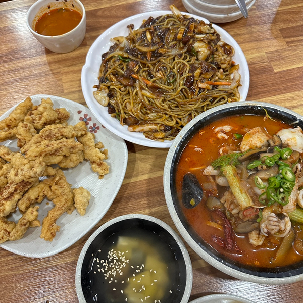  완주 봉동 둔산리 쟁반짜장과 고추짬뽕이 맛있는 황궁쟁반짜장