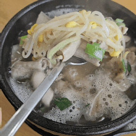  광주/선암동 :: 돼지머리고기와 내장이 듬뿍 들어간 깔끔한 국밥맛집 '선운장터국밥'