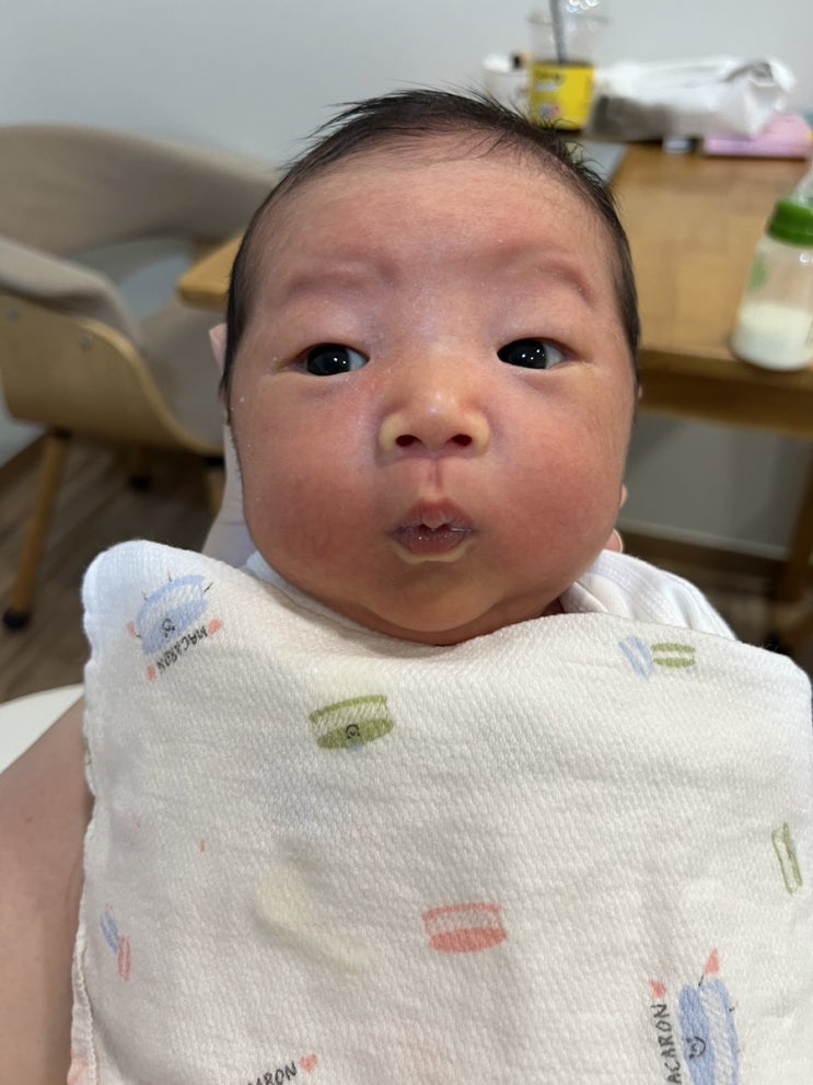  Day 10: 초앤유 산후조리원 마지막 날(짬바가 생기다, 신생아 오 표정, 만족스러운 식단, 집에 가기 싫다)