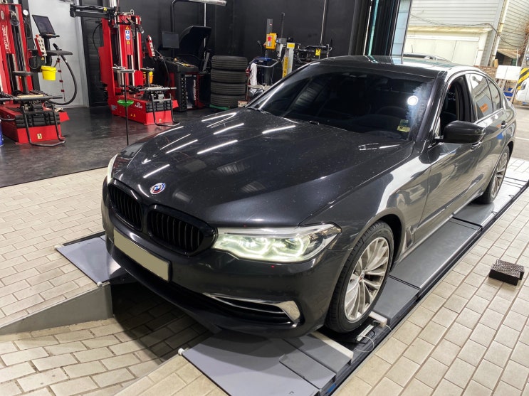  BMW 520I 5시리즈에 어울리는 미쉐린 사계절 타이어 종류 245/45R18