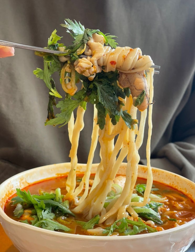 하루의 피로가 녹아버리는 맛 제주곤이칼국수 성서이곡점 하루의 피로가 녹아버리는 맛 제주곤이칼국수 성서이곡점