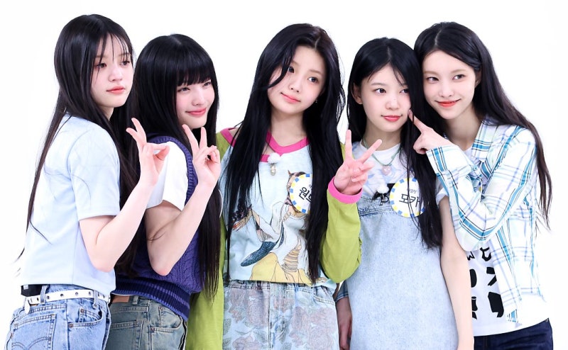 ILLIT Debut: Yunah, Minju, Moka, Wonhee, Iroha - Who is Suspected of Plastic Surgery by Comparing Past and Graduation Photos?