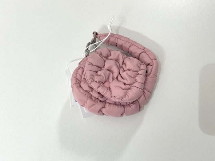  코스, 퀼티드 나노 핑크