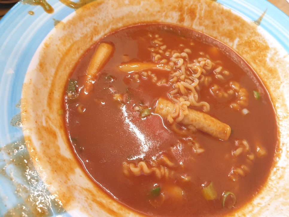 Sinchamtteokboki Hwawonmyeonggokjeom photo 6