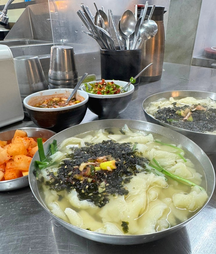  포항 죽도시장 수제비골목 : 옥이네수제비칼국수 맛집 인정 (feat.시민제과)