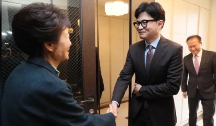 한동훈 "<b>국회</b>, 세종시로 완전 <b>이전</b>…서울 개발 제한 풀것"