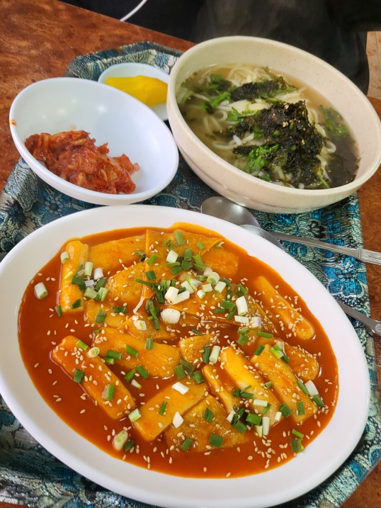  부산 초량 간판없는 분식집_ 선화당