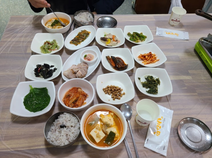  충북 보은 '신라식당' : 우오와, 모자라지도 넘치지도 않는 간의 신세계!