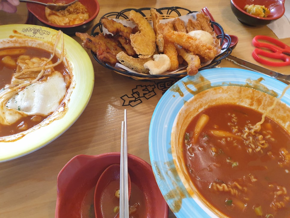 Sinchamtteokboki Hwawonmyeonggokjeom photo 3