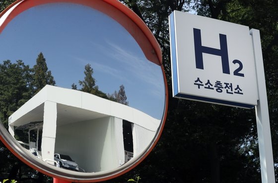 땅속 천연수소 5조t, 화석연료 시대 막 내릴 주인공 될까 땅속 천연수소 5조t, 화석연료 시대 막 내릴 주인공 될까