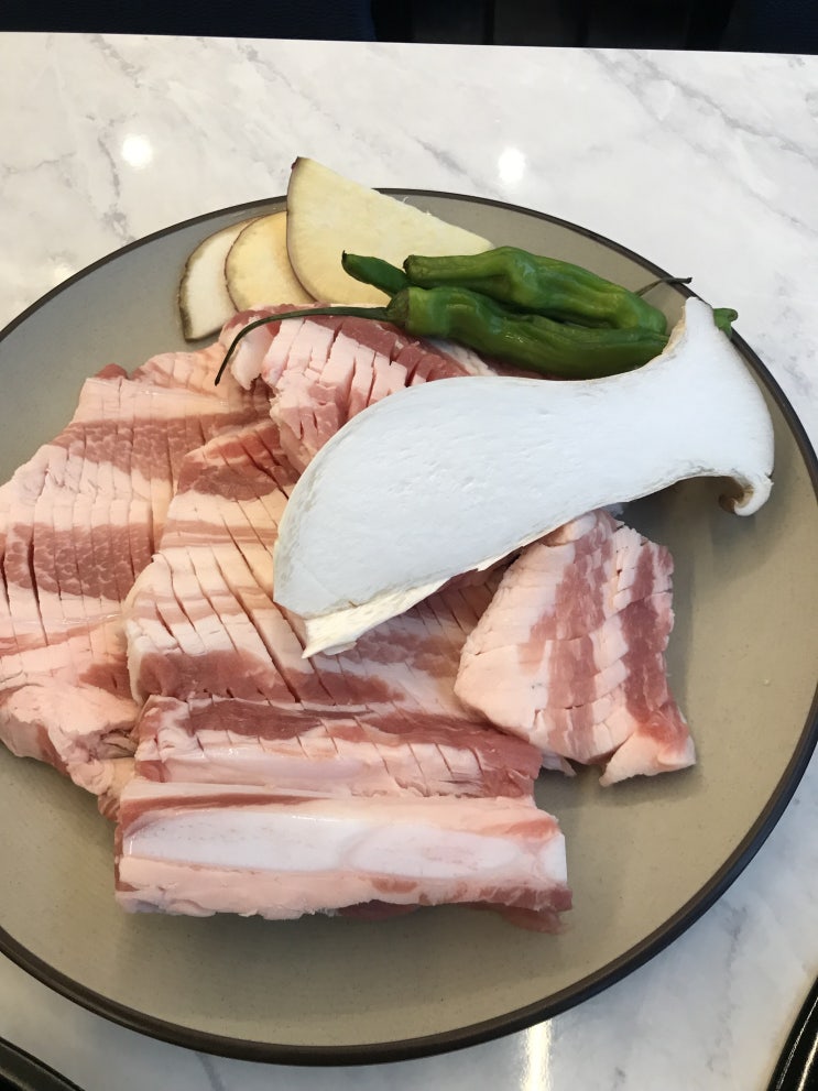  청주 고기집, 성화식당 ( 갈비 먹고, 밀면 먹고, 김치찌개 먹고 )