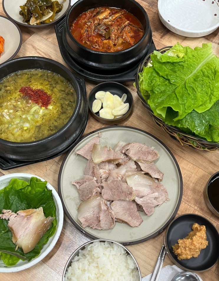 제주 현지 맛집 교래퐁낭 쌈정식 아침식사 추천