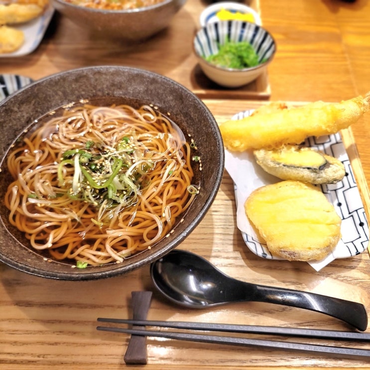  코엑스 일식 따뜻한 소바와 생맥주가 있는 음식점