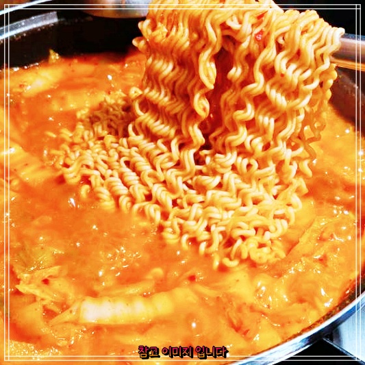  종로 종로3가 대성식당 소문의맛집 코너의 차돌낙곱새전골 그리고 곱창전골 낙곱새 맛집 소개! 생방송투데이