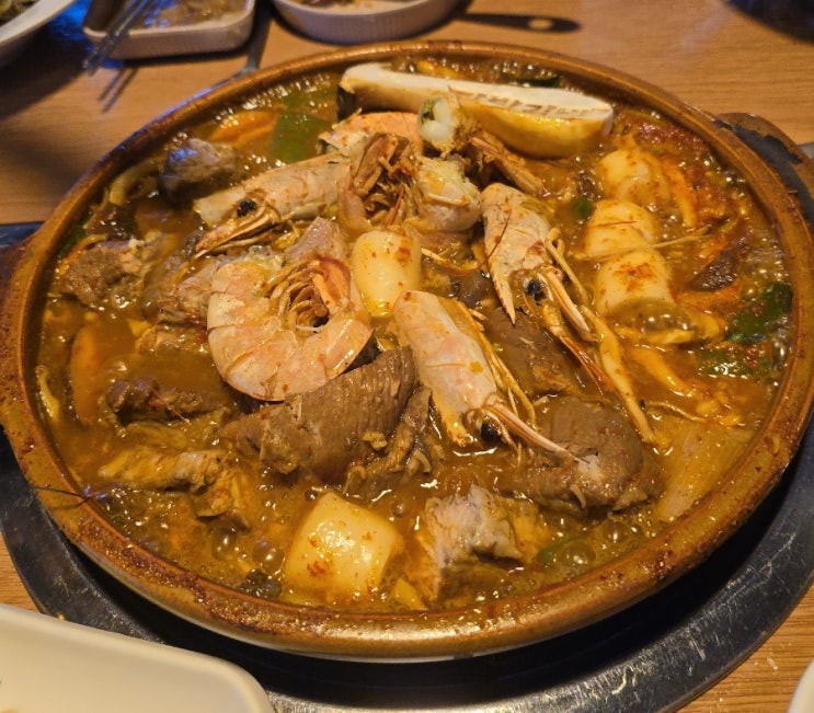 구미 송정동 복개천 맛집 전골 형태의 <자박갈비> 시청점