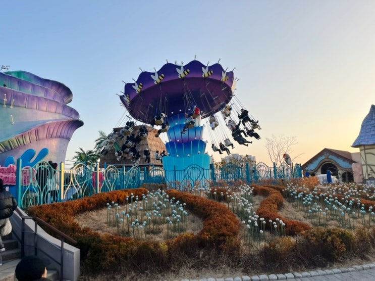 롯데월드 부산 안무서운 놀이기구 추천! 회전그네, 스완레이크, 쿠키열차 이모저모